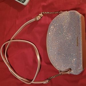 📢2 for $20  Call ot Spring sparkle purse